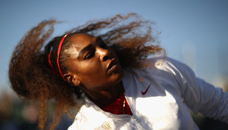 Serena Williams warming up