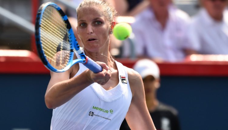 Karolina Pliskova forehand