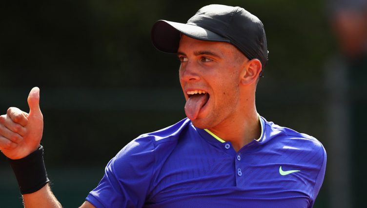 Borna Coric thumbs up after tweener magic
