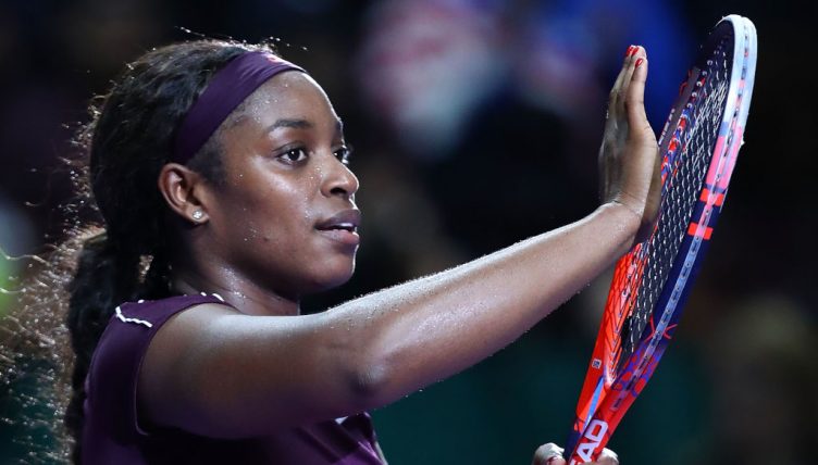 Sloane Stephens applauding