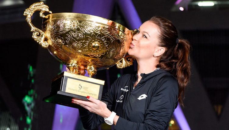 Agnieszka Radwanska with China Open trophy