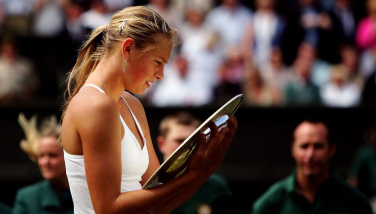 Maria Sharapova with Wimbledon trophy