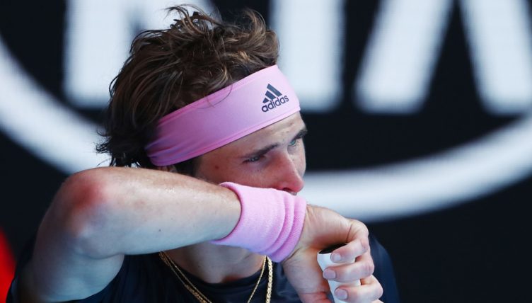 Alexander Zverev looks on dejectedly