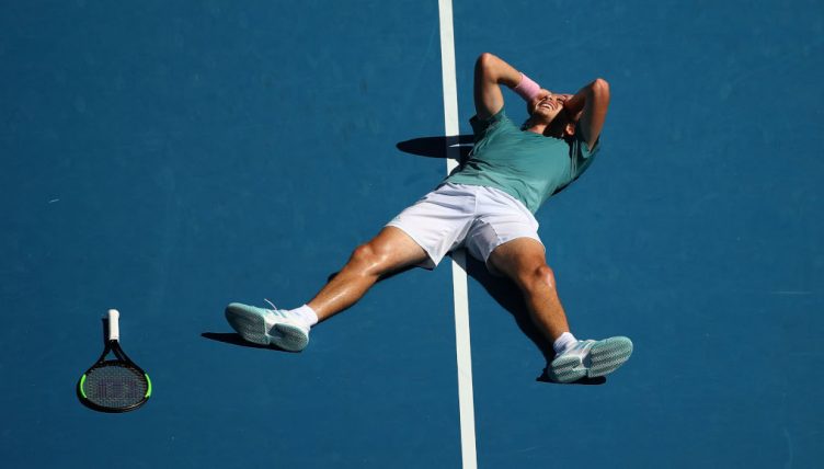 Stefanos Tsitsipas celebrates