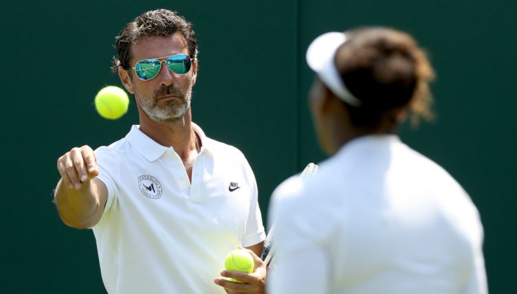 Patrick Mouratoglou and Serena Williams practice