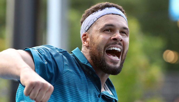 Jo-Wilfried Tsonga celebrating