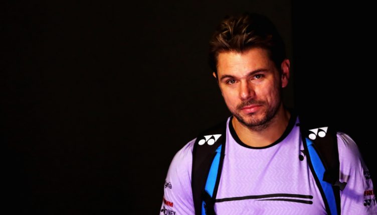 Stan Wawrinka arrives on court