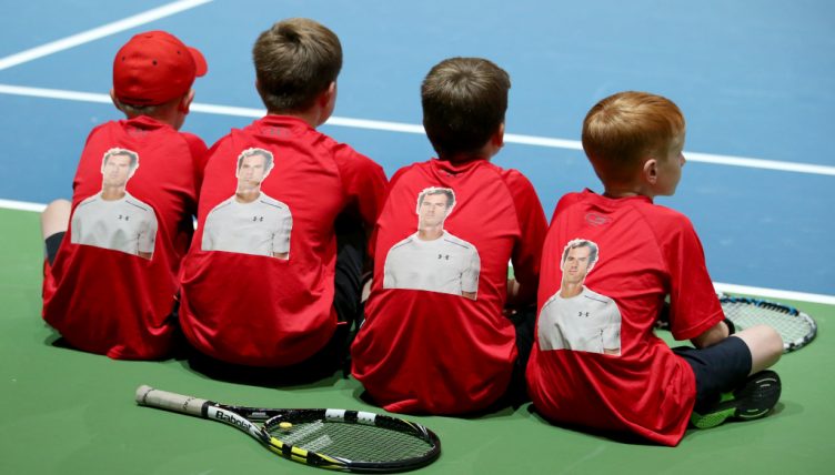 Young tennis players with Andy Murray shirts