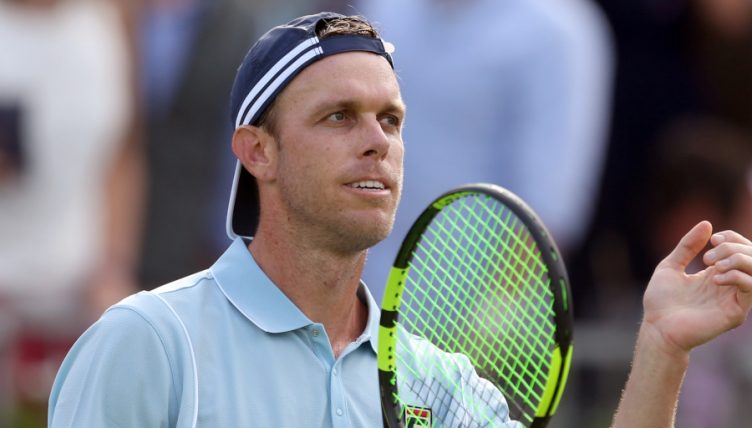 Sam Querrey applauding