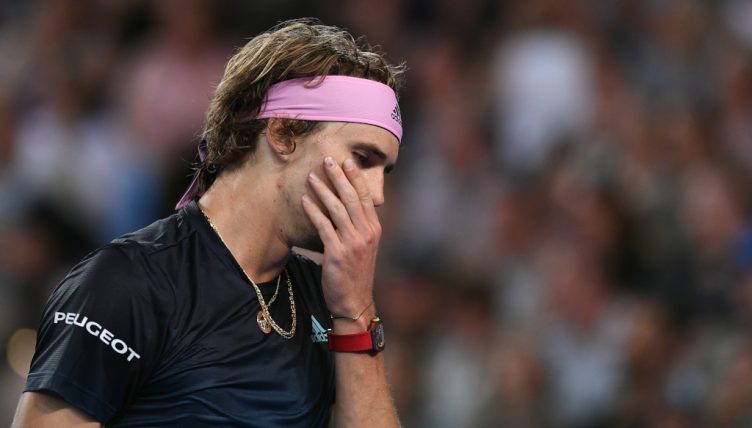 Alexander Zverev hand to mouth