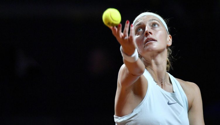 Petra Kvitova serving