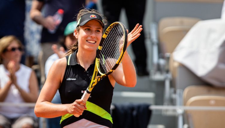 Johanna Konta applauding