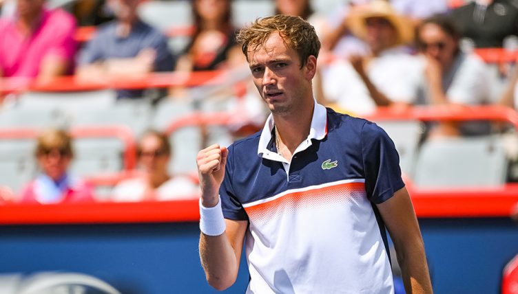 Daniil Medvedev fist pump