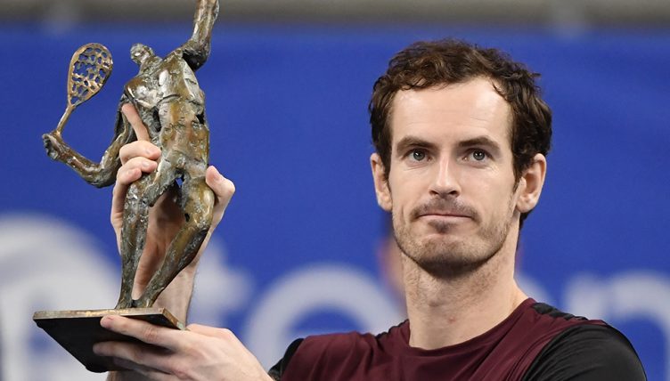 Andy Murray with European Open trophy
