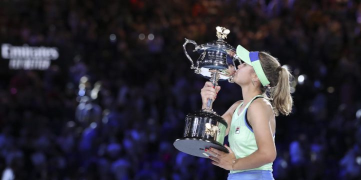 Sofia Kenin Australian Open trophy