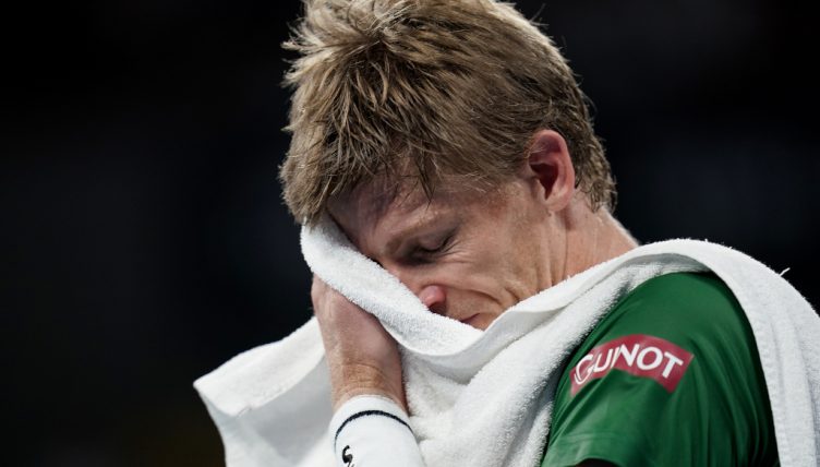 Kevin Anderson frustrated