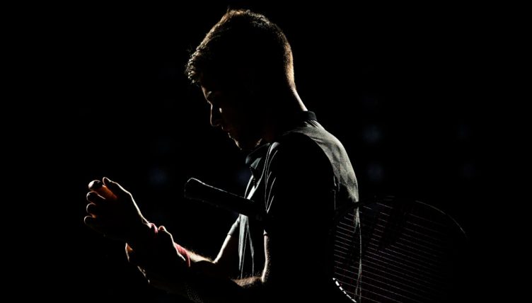 Dominic Thiem shadow