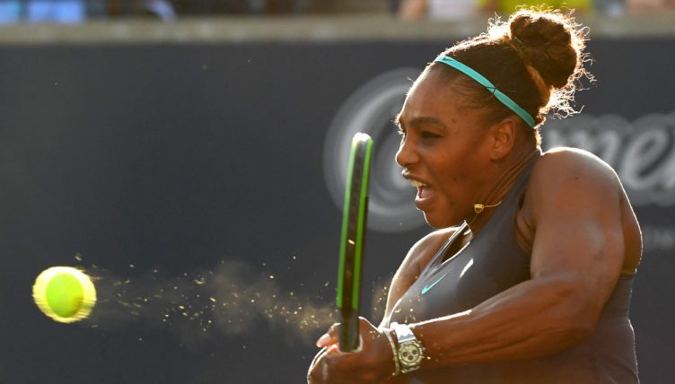 A Serena Williams return