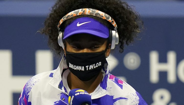 Naomi Osaka with Breonna Taylor mask