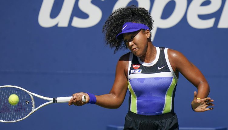 Naomi Osaka forehand