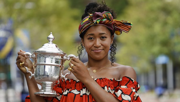 Naomi Osaka with US Open trophy