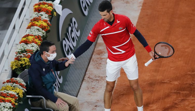 Novak Djokovic apologises to line umpire