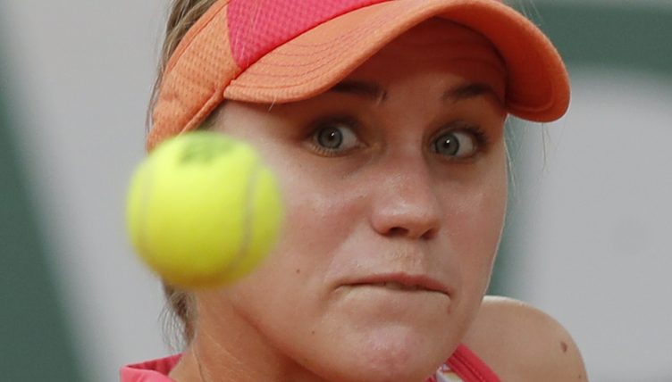 Sofia Kenin in action