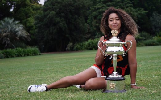 Naomi Osaka with Australian Open trophy