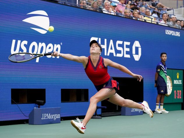 Elina Svitolina stretches to try to reach a forehand