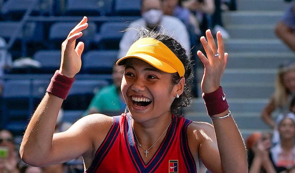 Emma Raducanu celebrates US Open
