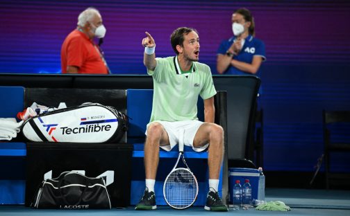 Daniil Medvedev loses his cool