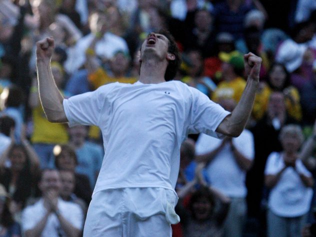 Andy Murray celebrates