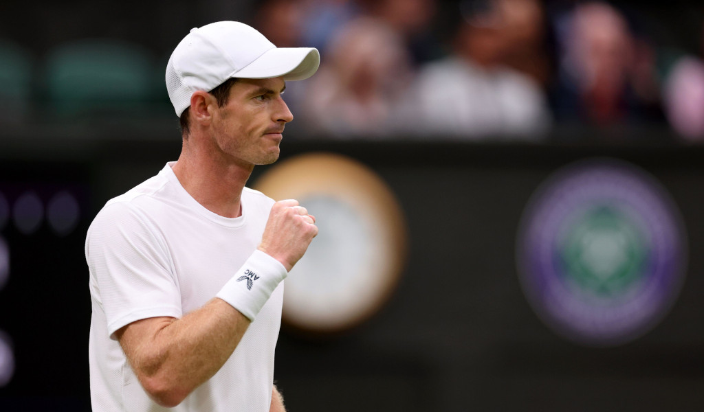 Andy murray backed to pick stefanos tsitsipas apart