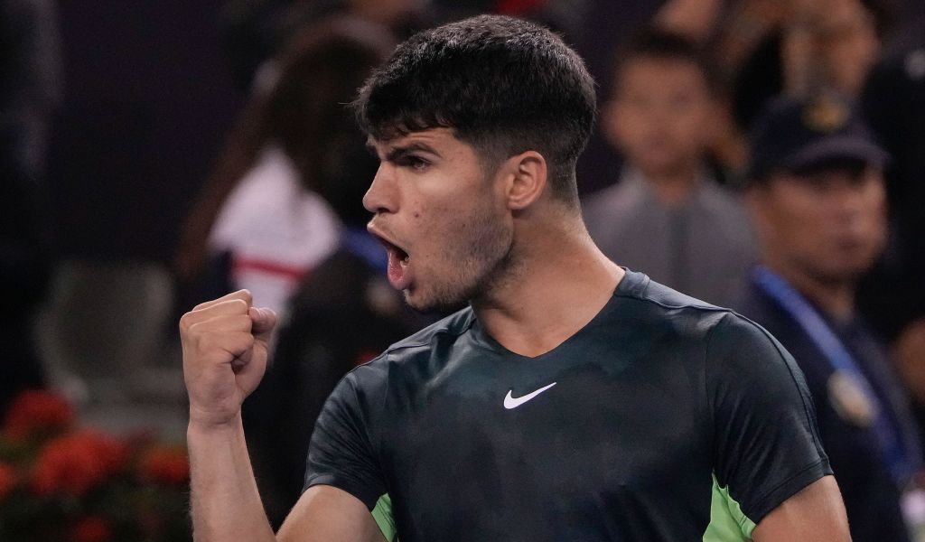 Carlos Alcaraz celebrating a big point