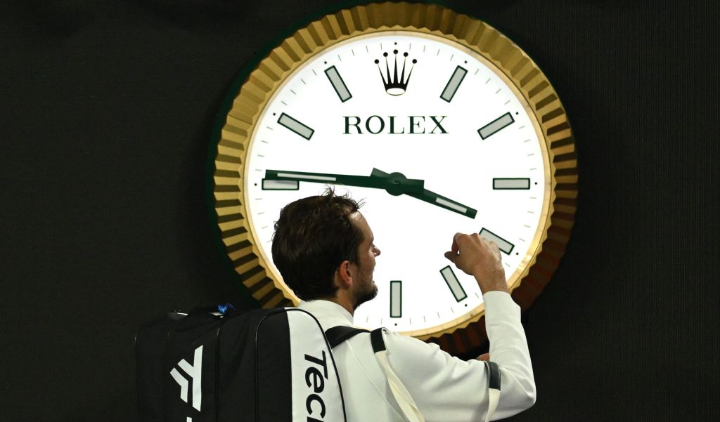 Daniil Medvedev's late night finish at the Australian Open