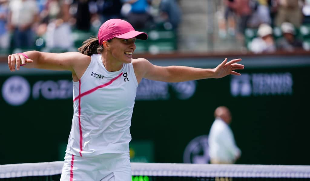 Iga Swiatek reacts after beating Maria Sakkari in the 2024 Indian Wells final