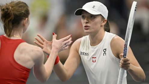 Iga Swiatek helped her country qualify for the BJK Cup Finals