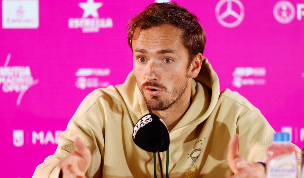 Daniil Medvedev talks to the media