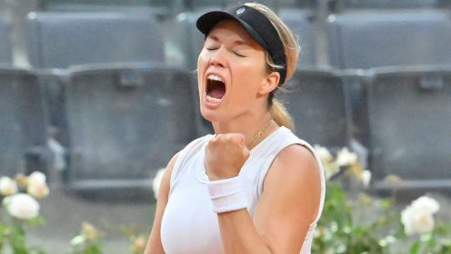 Danielle Collins reacts