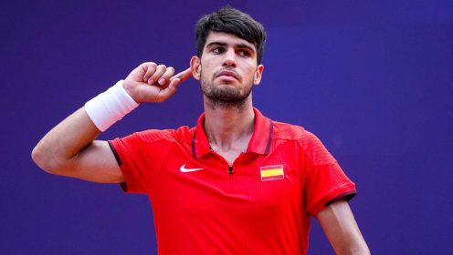 Carlos Alcaraz in action