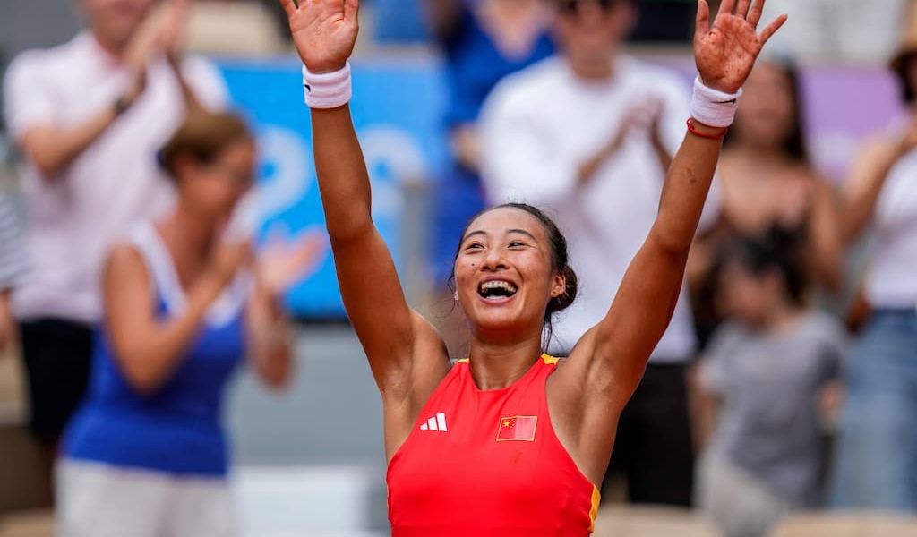 Zheng Qinwen insists she wants to "forget" about winning Olympic gold.