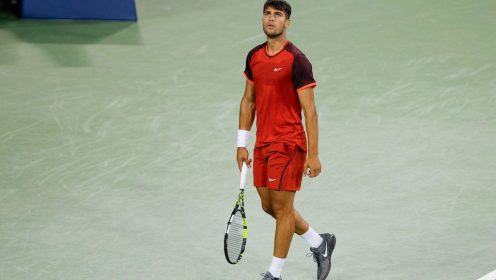 Carlos Alcaraz during his Cincinnati Open loss to Gael Monfils