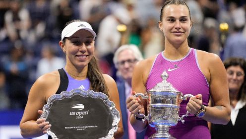 Jessica Pegula and Aryna Sabalenka pictured at their 2024 US Open presentation ceremony