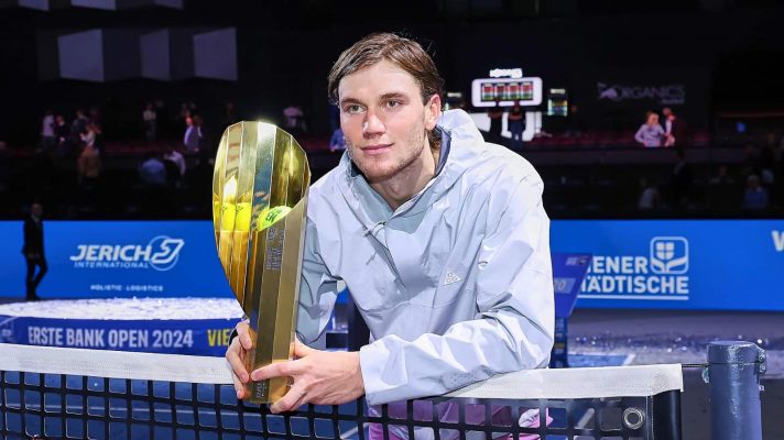 Jack Draper with his first ATP 500 title in Vienna
