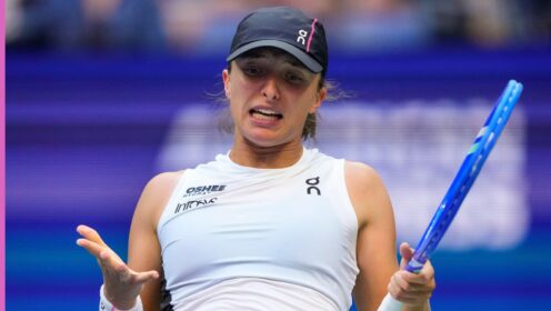 Iga Swiatek in action