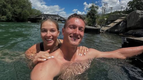 Pictured: Jiri Lehecka and Lucie Neumannová swimming.