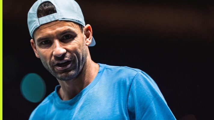 Grigor Dimitrov on court