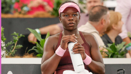 Pictured: Victoria Mboko during a changeover