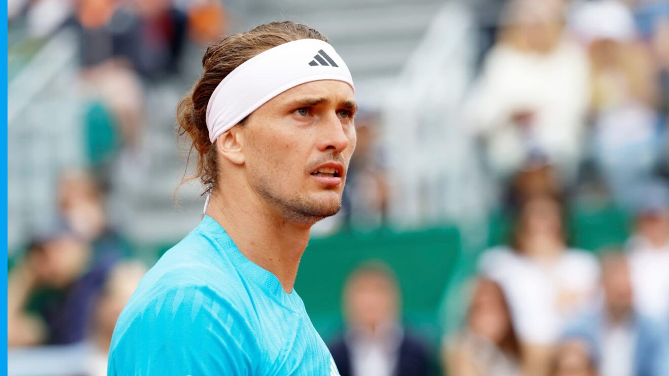 Alexander Zverev in action in Monte Carlo