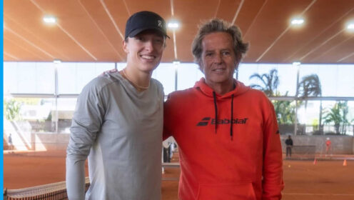 Pictured: Iga Swiatek with Francisco Roig